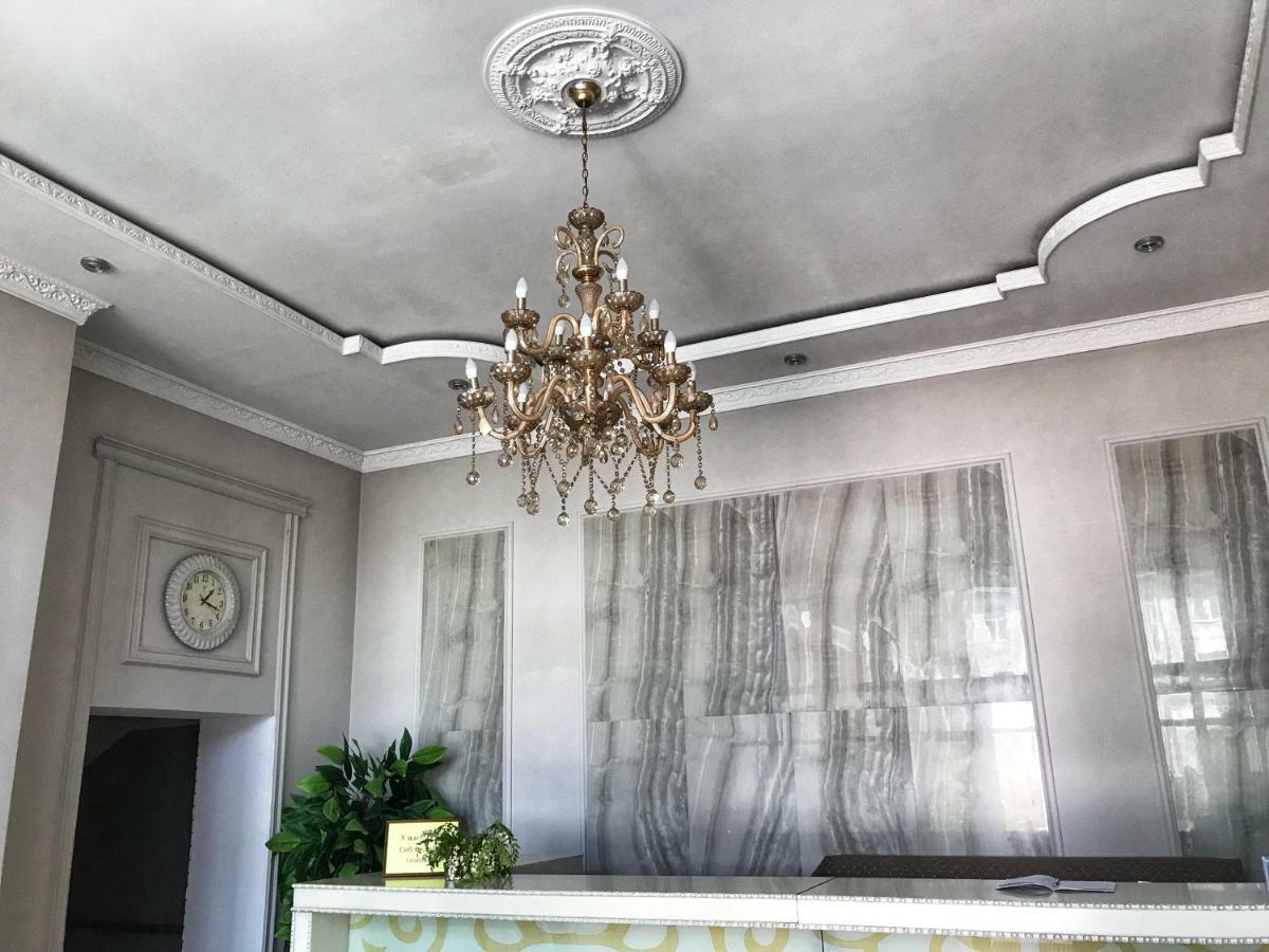 ホテル Park House タルディコルガン エクステリア 写真